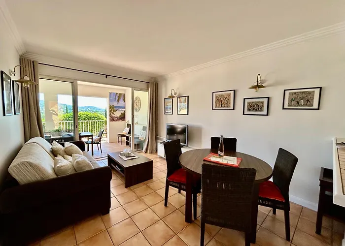 Les Restanques Cabriere 3024 Appartement *